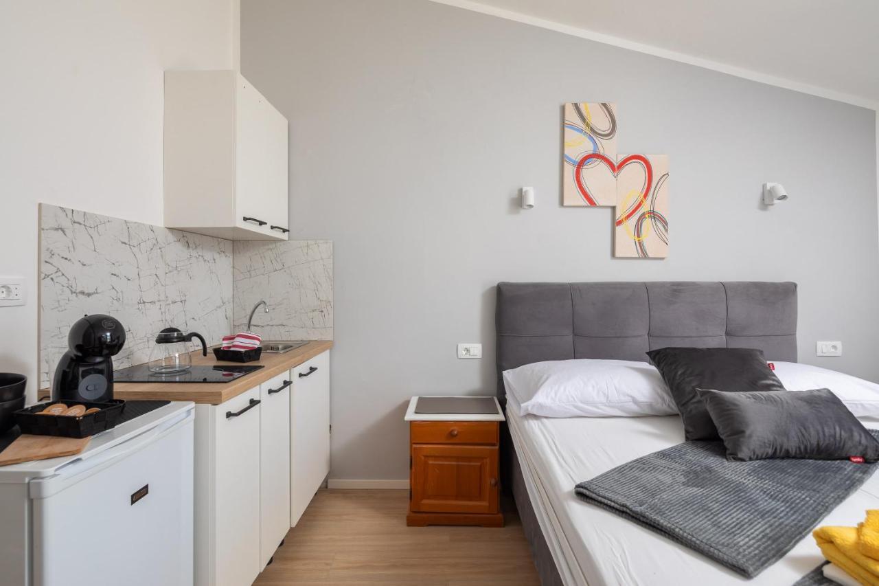 Beach Apartments Borovina Stanici Εξωτερικό φωτογραφία