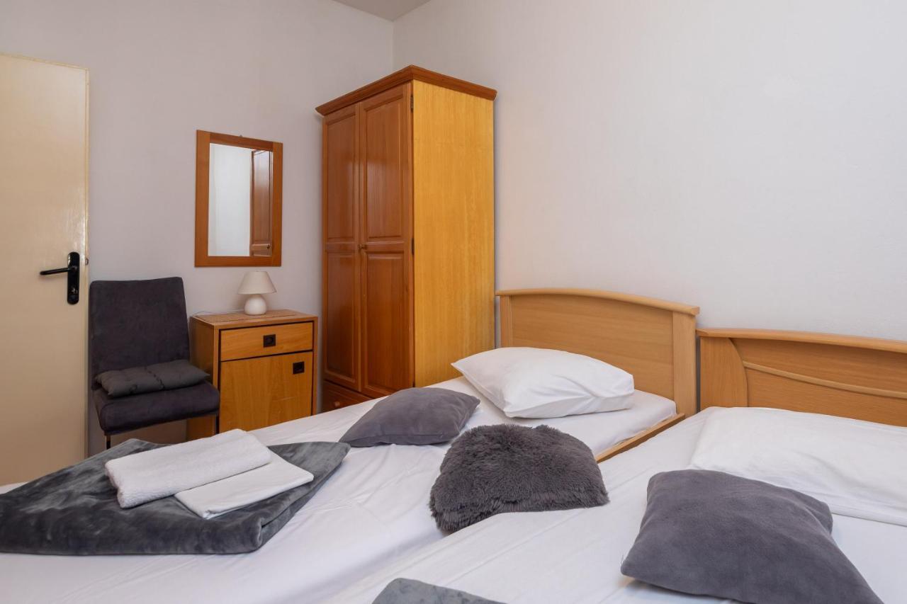Beach Apartments Borovina Stanici Εξωτερικό φωτογραφία
